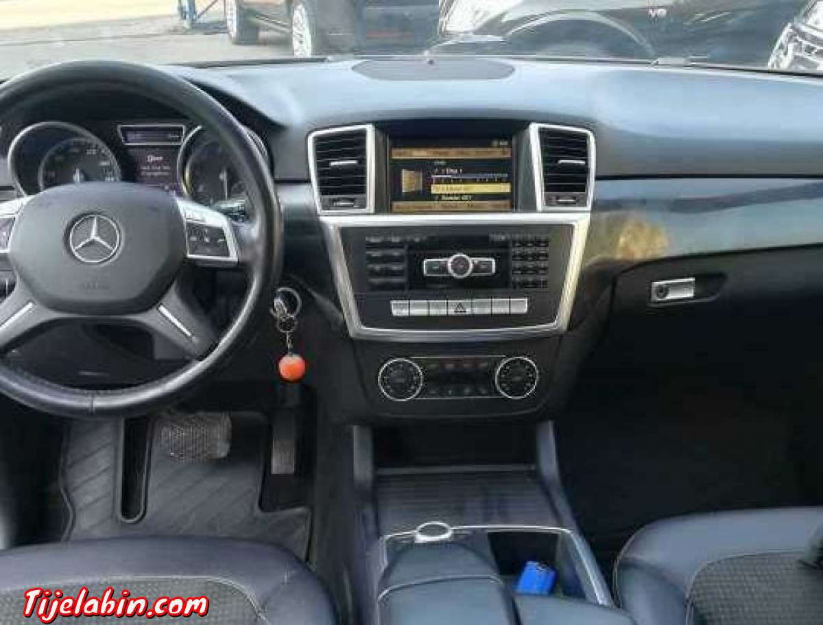 Mercedes Benz model 2014