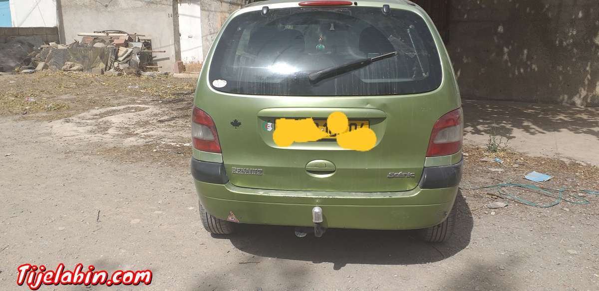 SCENIC 2002 CHERCHE ECHANGE ACCENT 207 208 ou autre