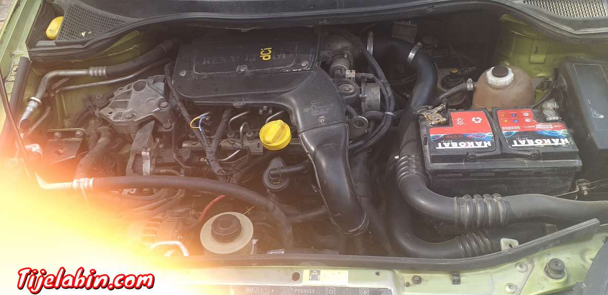 SCENIC 2002 CHERCHE ECHANGE ACCENT 207 208 ou autre