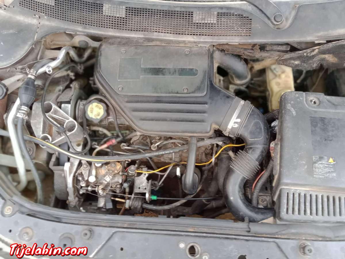 Mégane 2 moteur 1.9 d 65