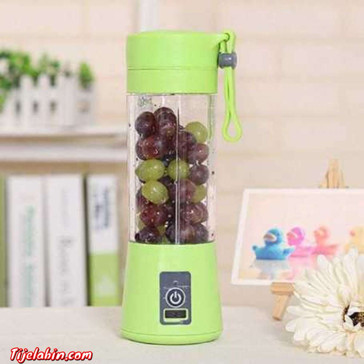 MINI MIXEUR DES FRUITS RECHARGEABLEبسعر معقول جدا