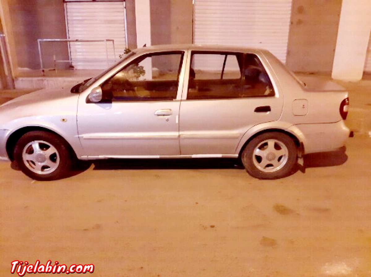 سيارة من نوع فاو