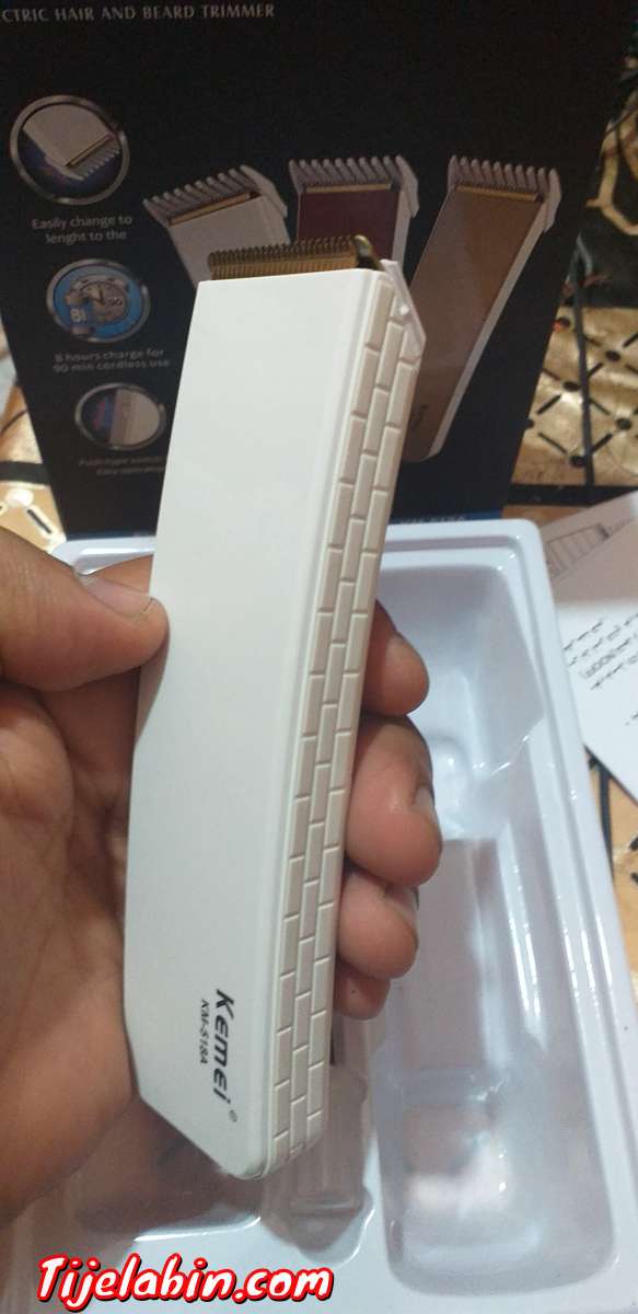 Tondeuse kemei zéro