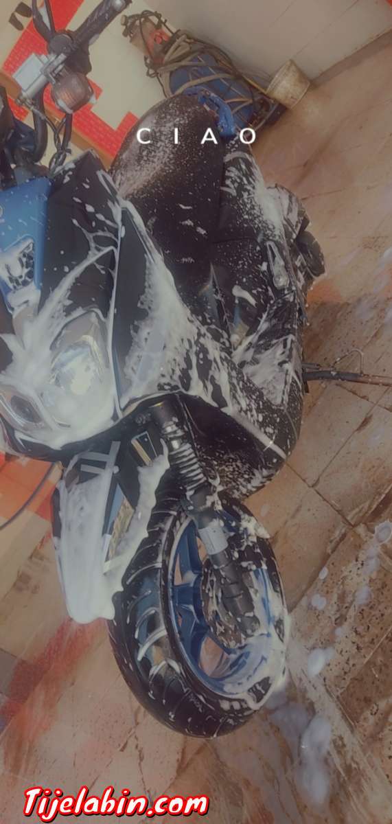 moto omg l'année 2017 machya 10mil w compteur habes f 7 mil