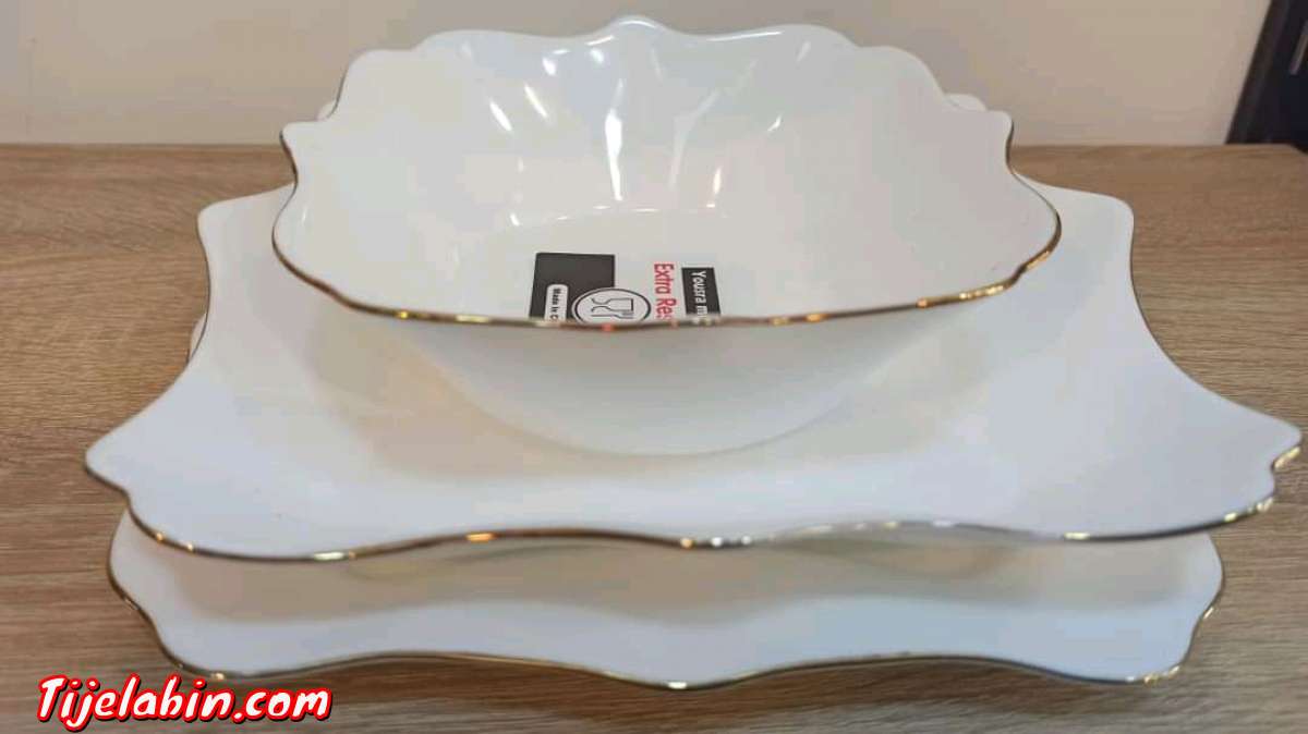 services a table Blanc