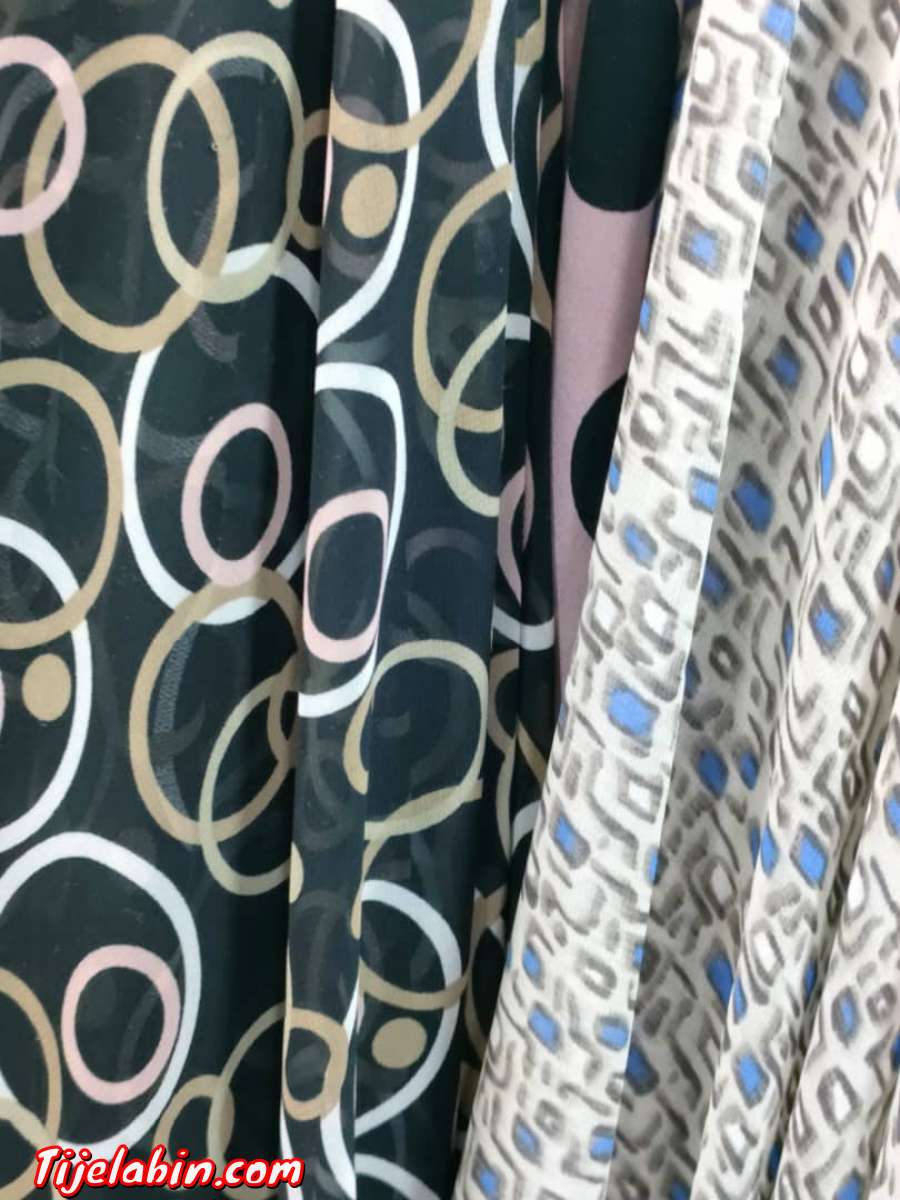 اقمشة مختلة كامل صولد البيع جلة وتجزئة وبالكيلو المقر بجاية