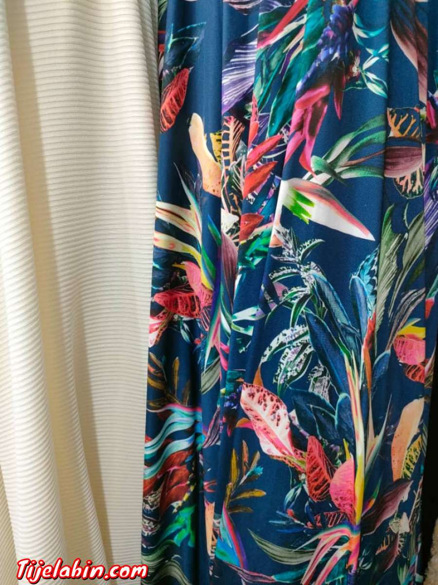 اقمشة مختلة كامل صولد البيع جلة وتجزئة وبالكيلو المقر بجاية