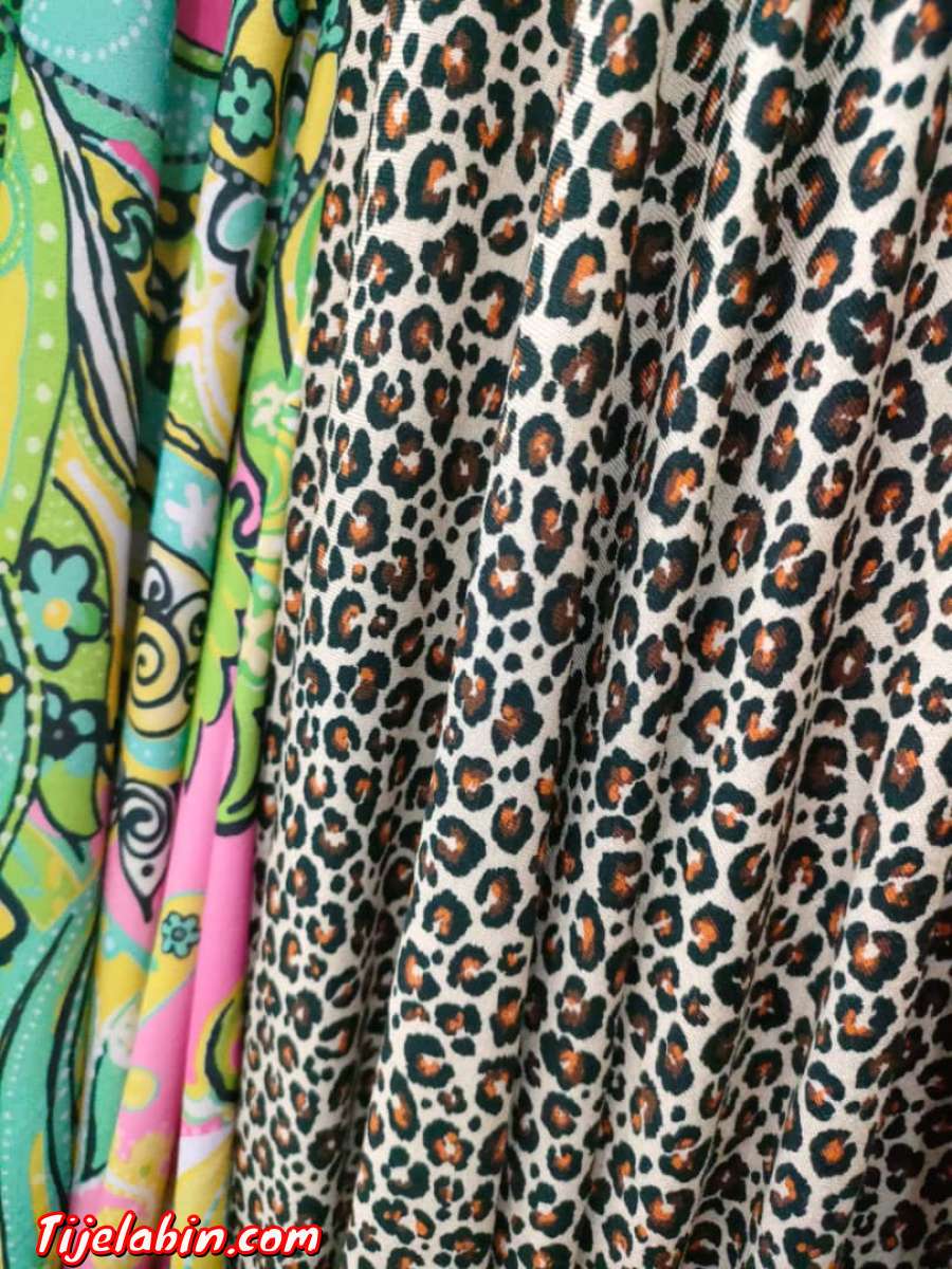 اقمشة مختلة كامل صولد البيع جلة وتجزئة وبالكيلو المقر بجاية