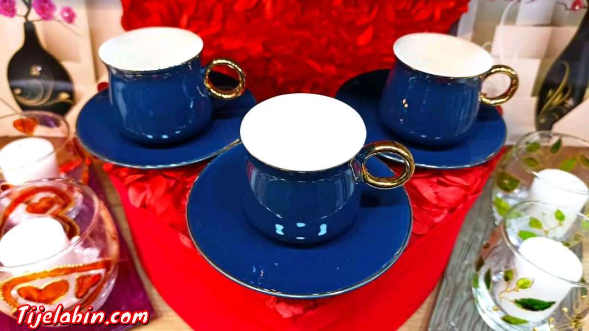 services a café 12 pièces