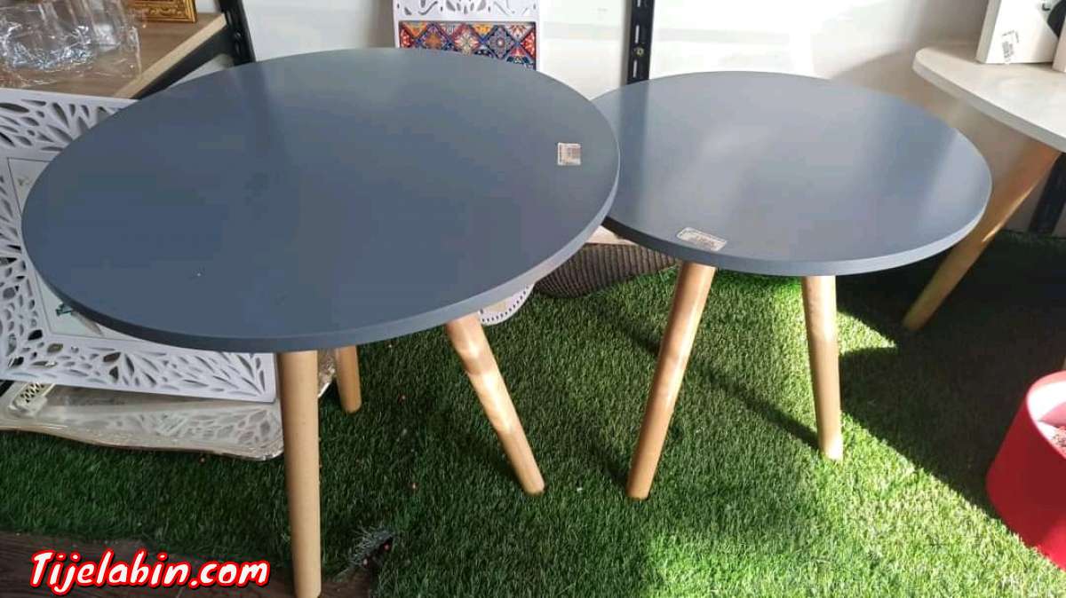 Tables gigognes moyens et grande