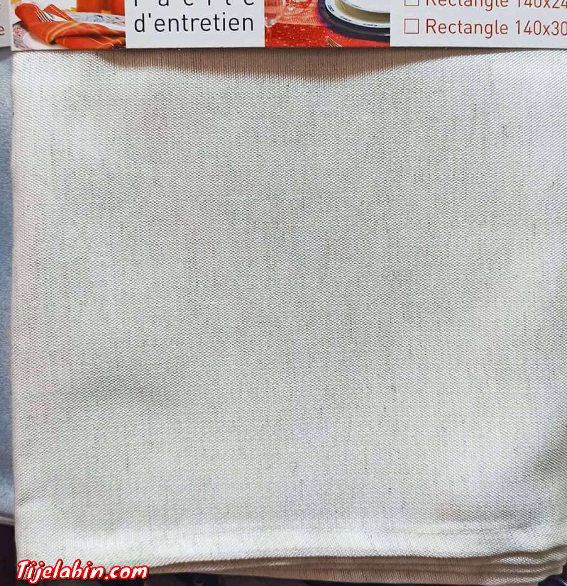 des nappes antitaches