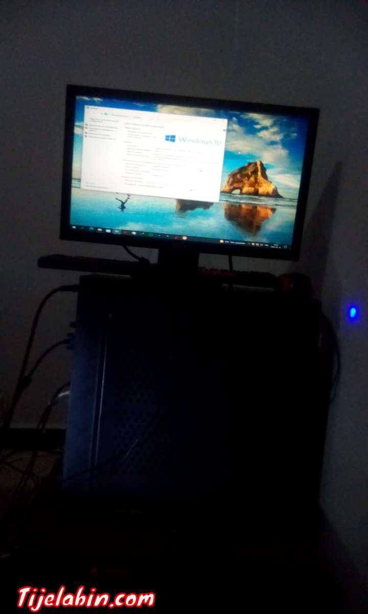 كومبيوتر مكتبي للبيع في شباب وسوم