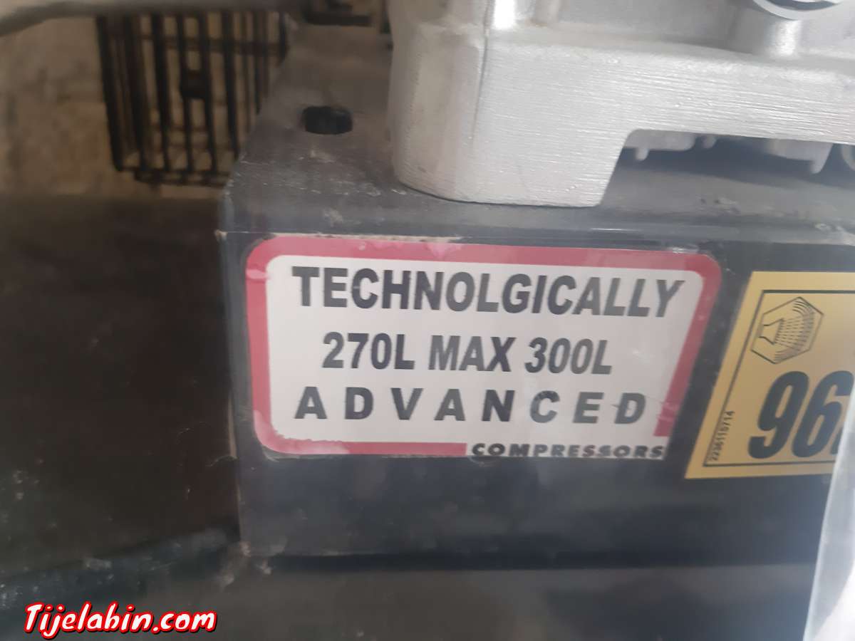 كومبريسار 300 لتر