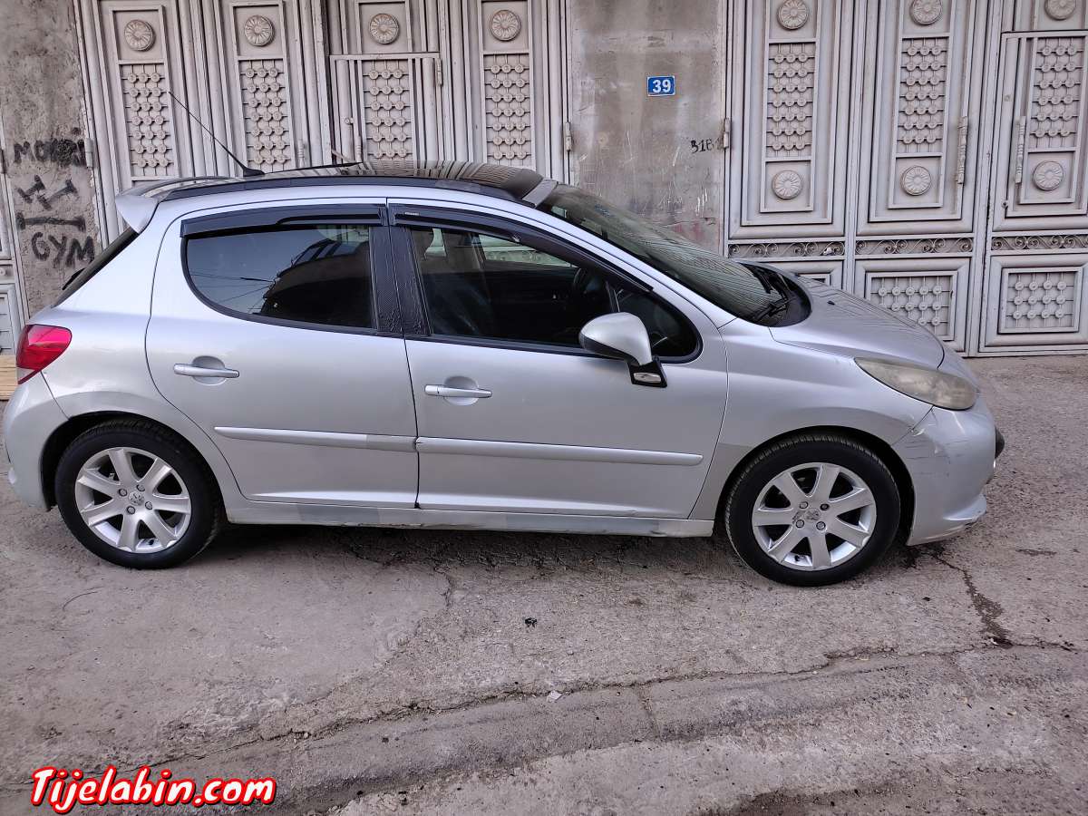 207 HDi 1.6 année 2009