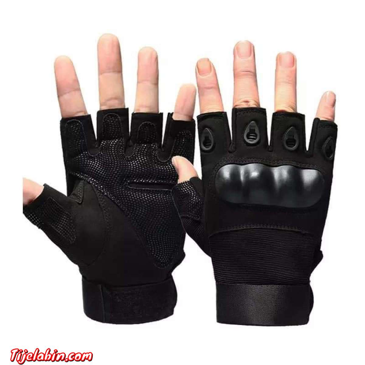 القفازات النصفية 