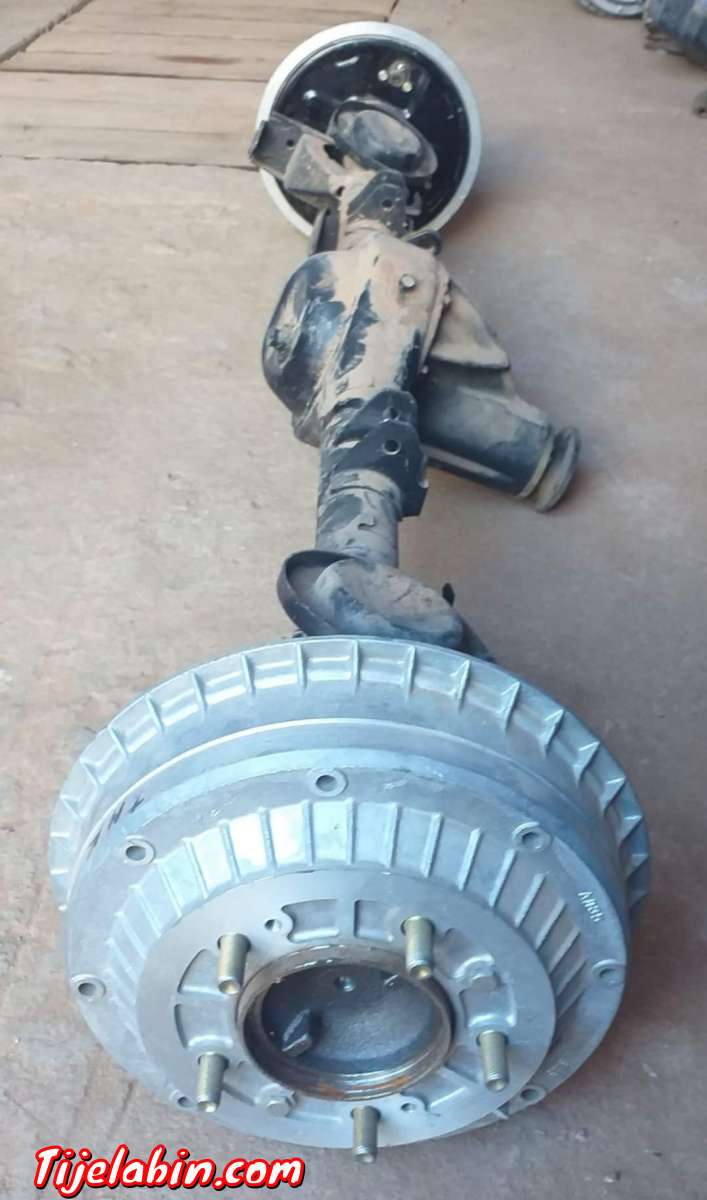 قطع غيار نيفا لادا