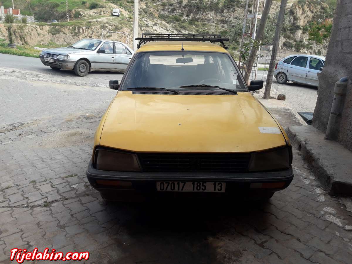 سيارت من نوع بيجو 505  محرك la 11
