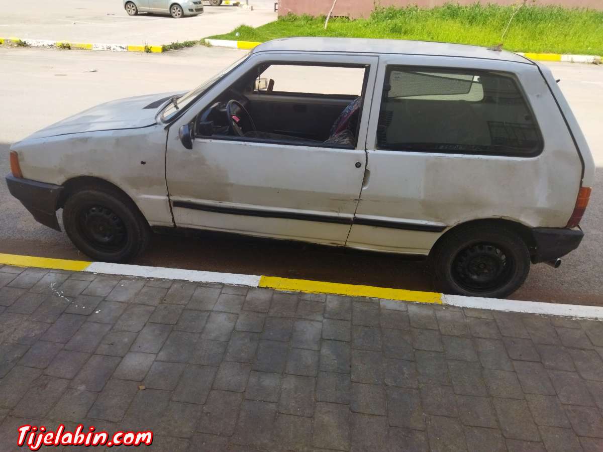 fiat Uno 2 porte moteur faire boîte 5 vitesse