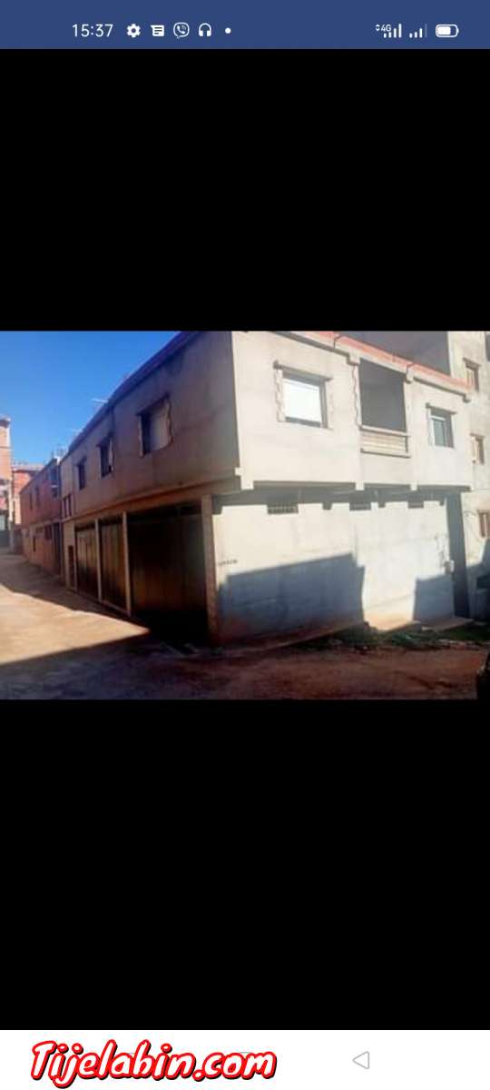 فيلا للبيع عقد ملكية ودفتر عقاري ورخصة بناء فيها 3 واجهات