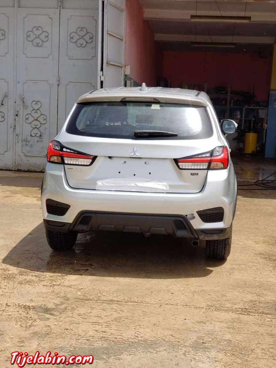 ميسوبيتشي RVRسيري2022