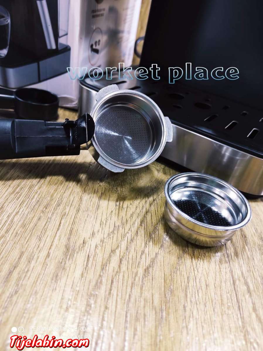 آلة صنع قهوة الإسبريسو الكل في واحد 850 واط 15 بار سعة 1.6