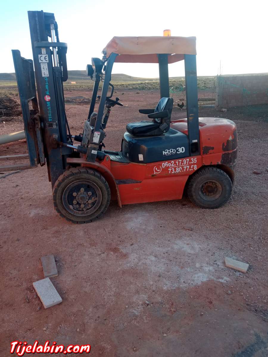 كلكلارك تيرسام 3طن،3.5متر 2016.لجاديتصل0671878497