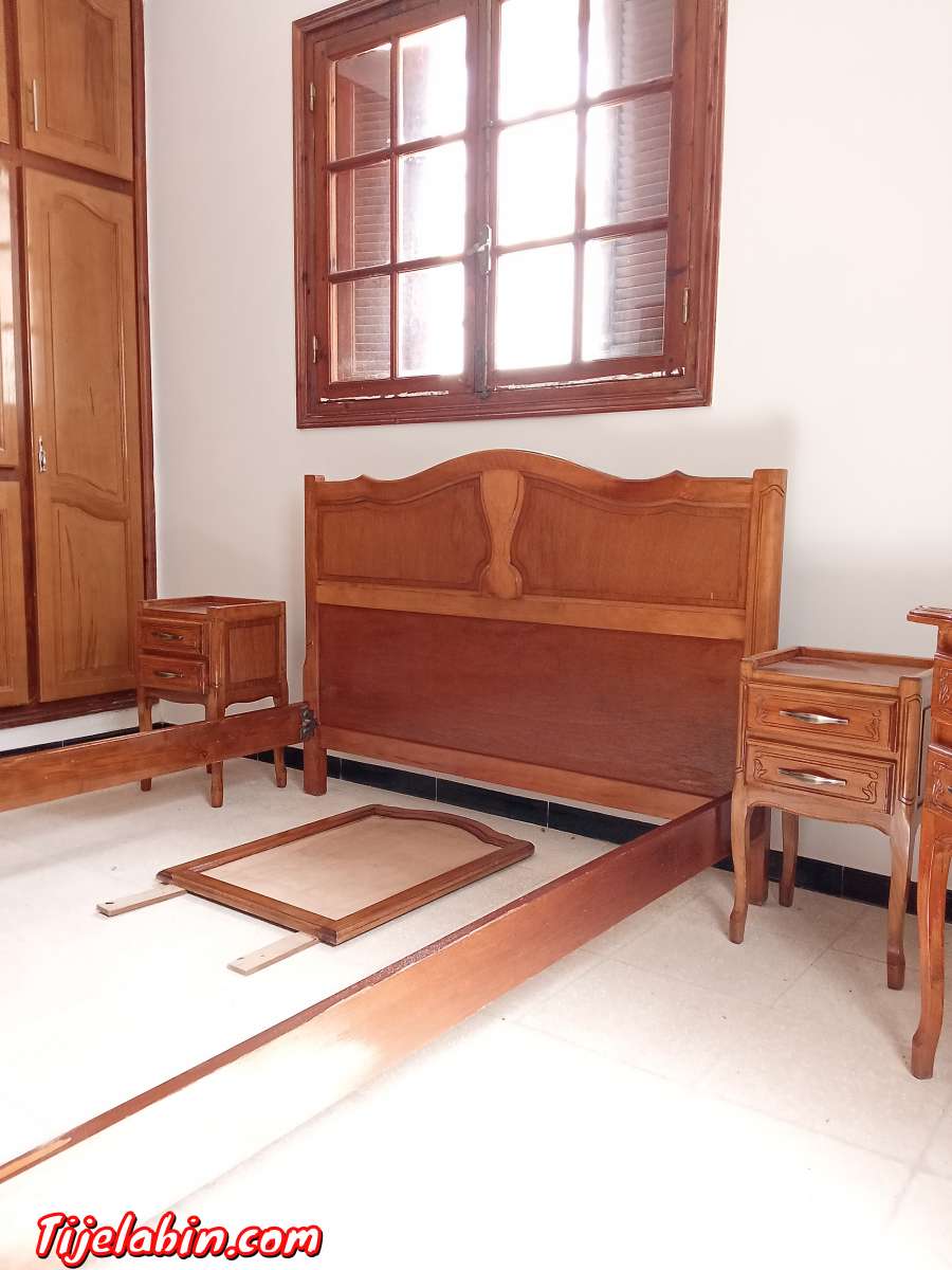 Chambre à coucher en bois hêtre