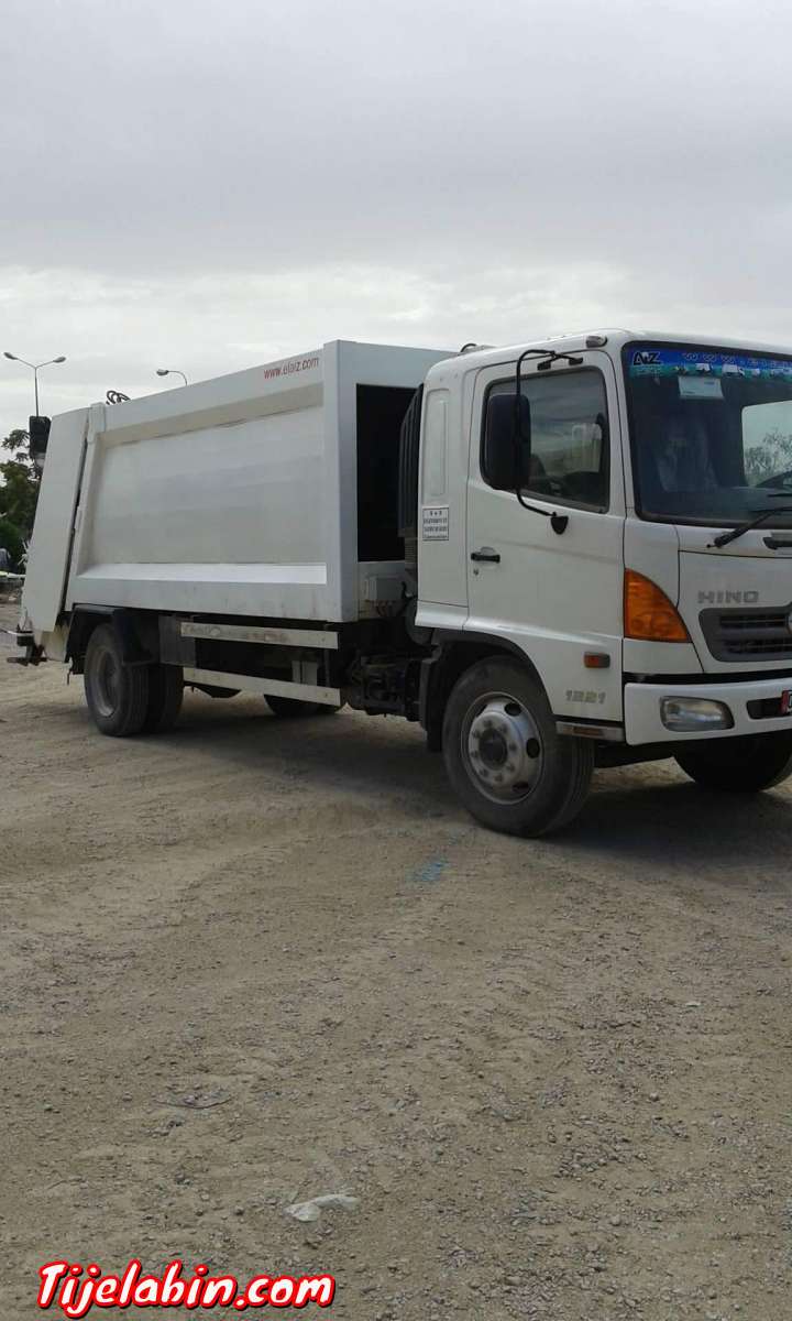 Hino 500