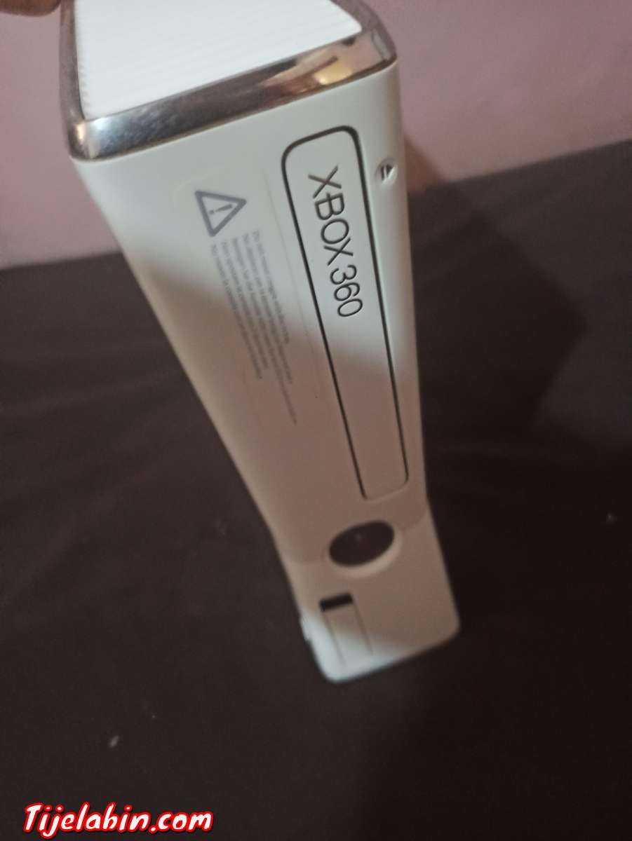 Xbox 360 slim