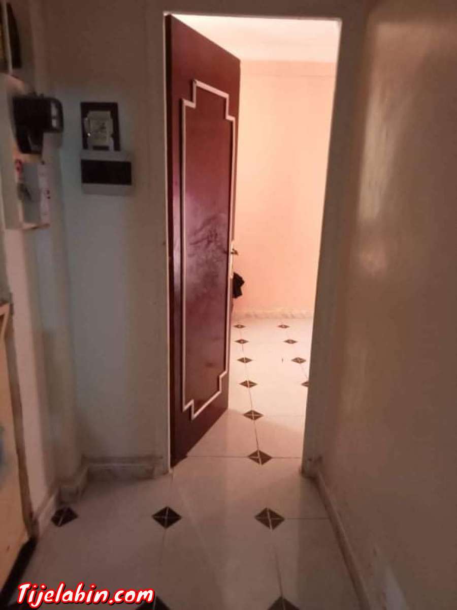 appartement F3 sidi Saïd Tlemcen 2etg avendre