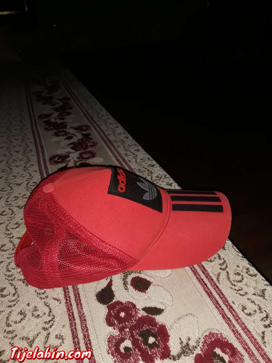 قبعه الراسadidas