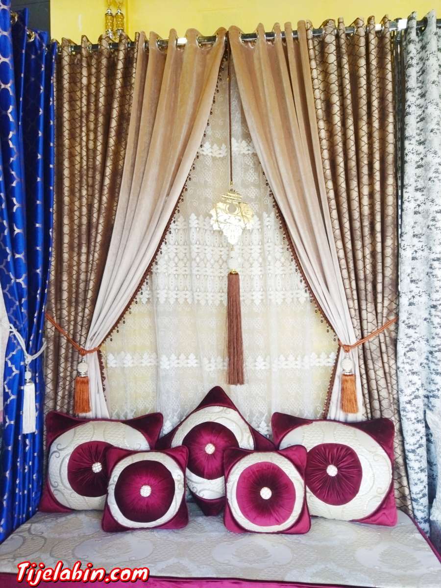 مفروشات والستائر نعمان العلمة 0773424565