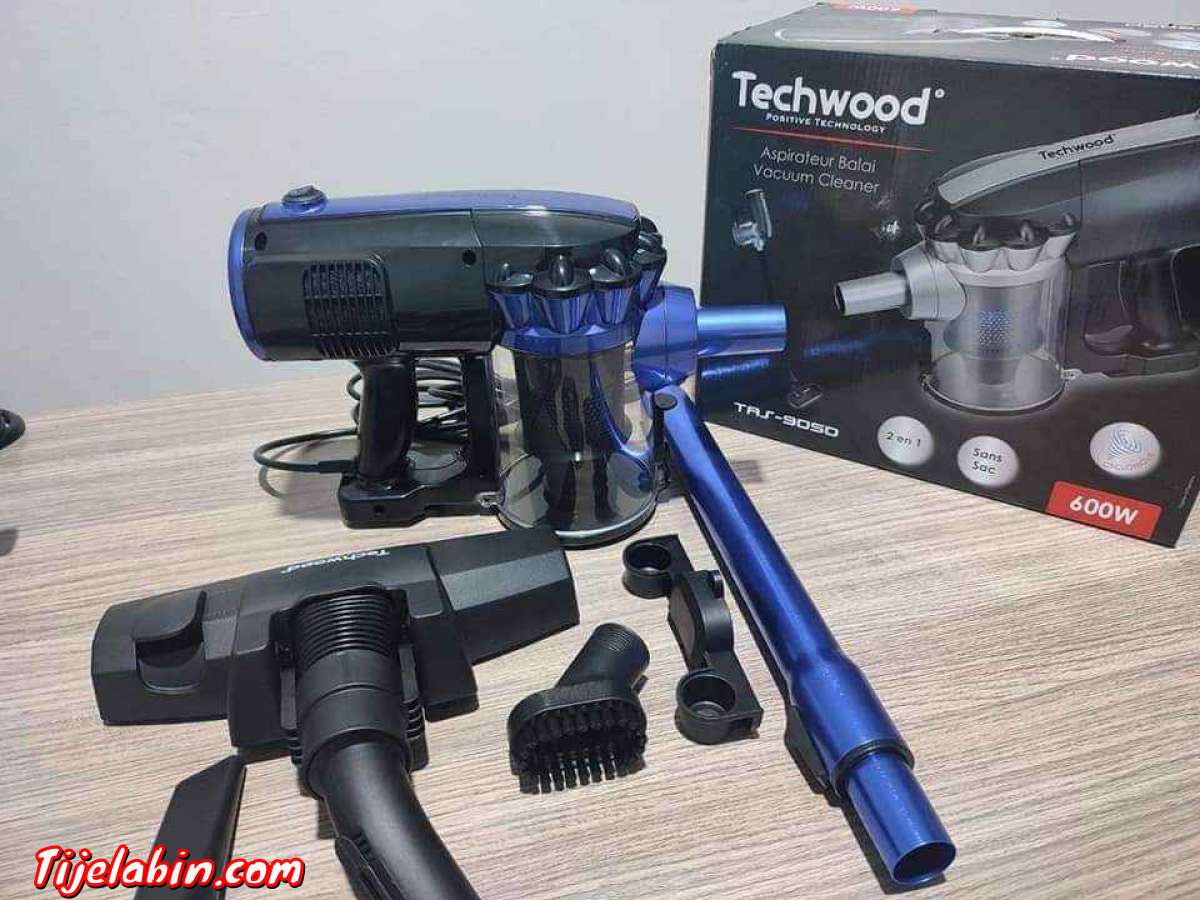 مكنسة كهربائية