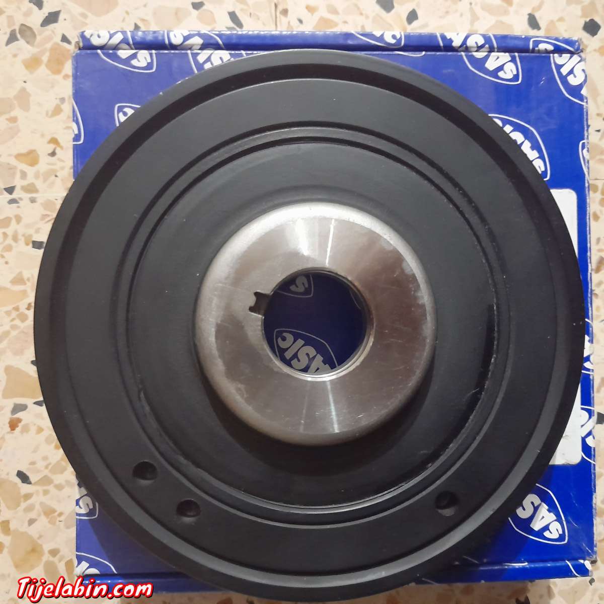 بكرة سيارة xsara