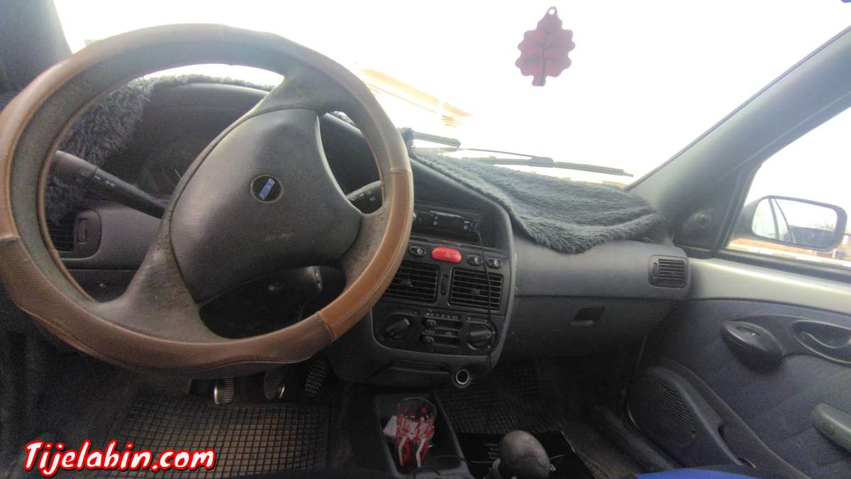 فيات باليو 2004