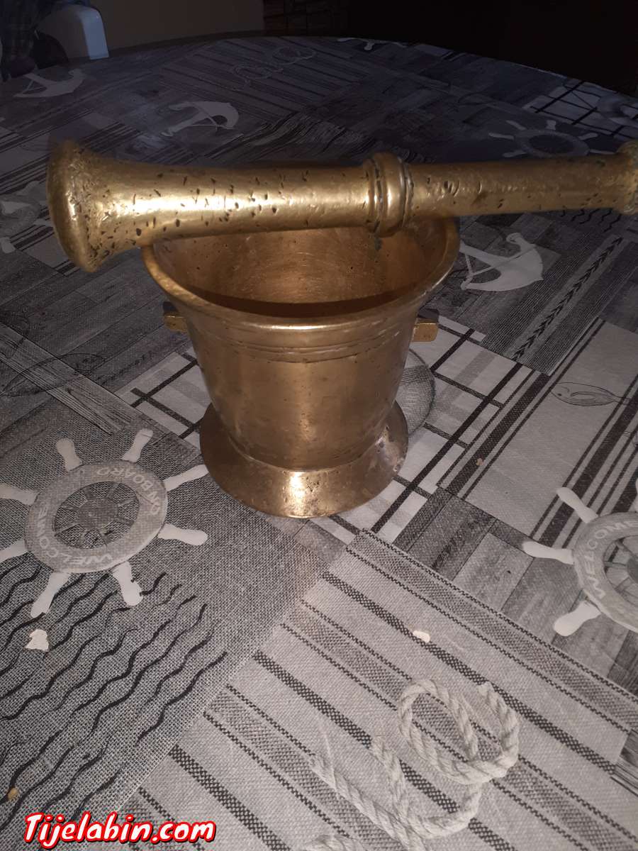 مهراس كبير للبيع