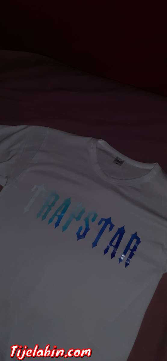 t-shirt "TRAPSTAR" (flocké)