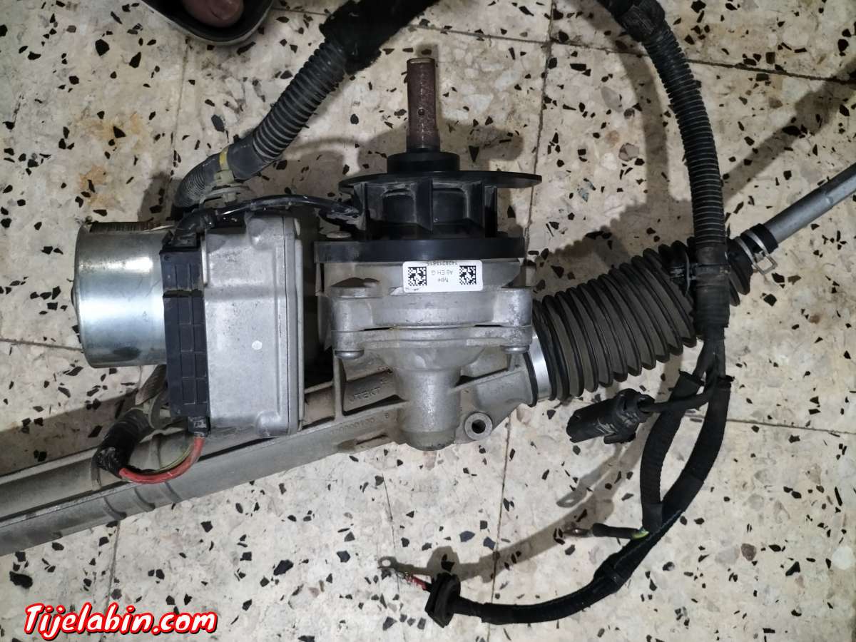 direction assister electrique de Peugeot 2008 année 2015