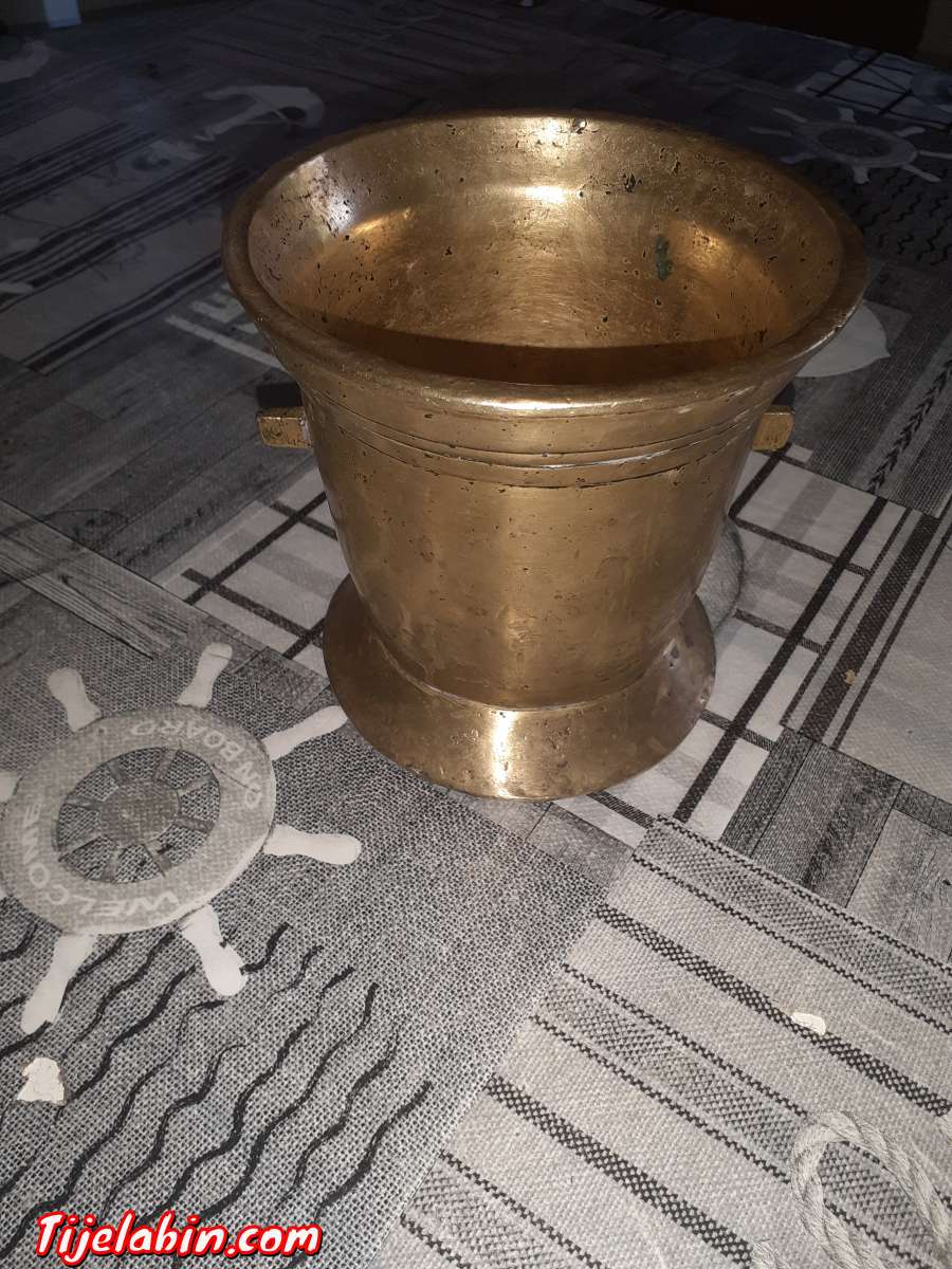 مهراس كبير للبيع