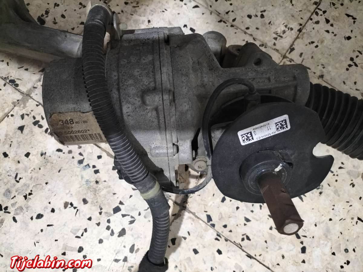 direction assister electrique de Peugeot 2008 année 2015