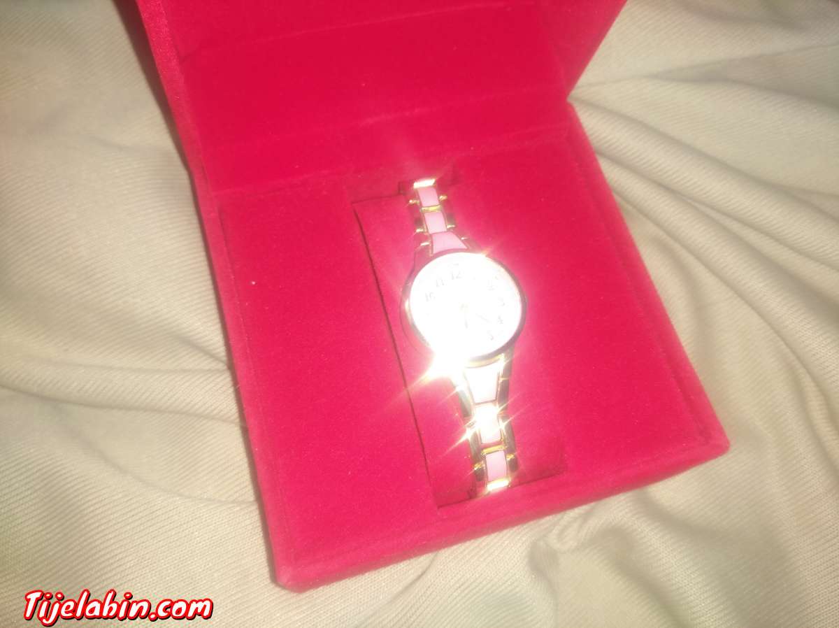 montre femme Quartz6756