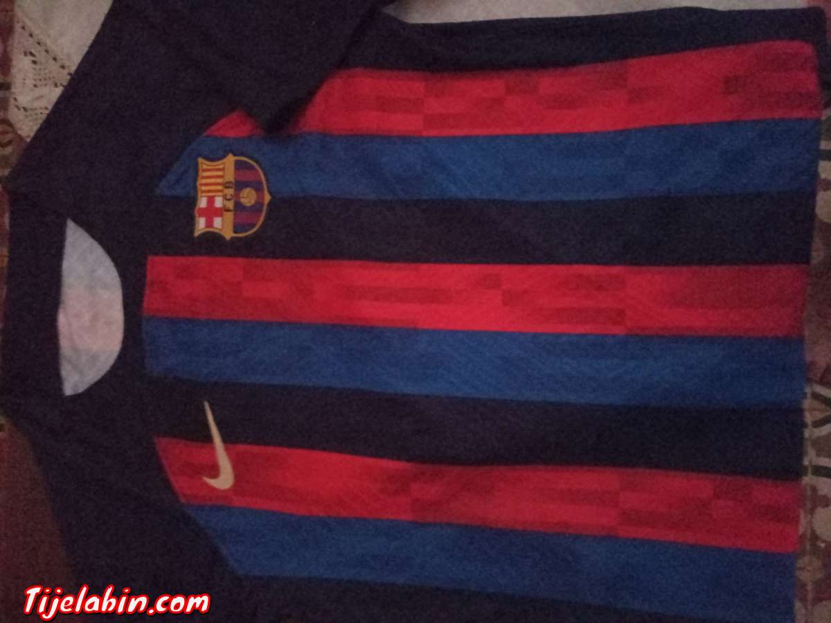 tricot fcb 2023