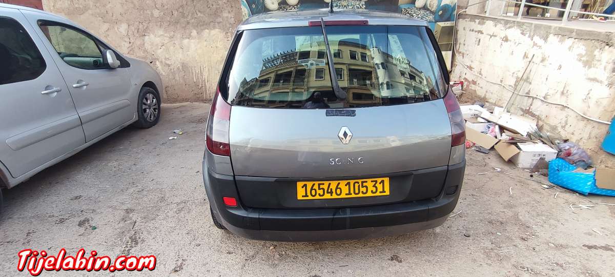 سيارة رونو سينك