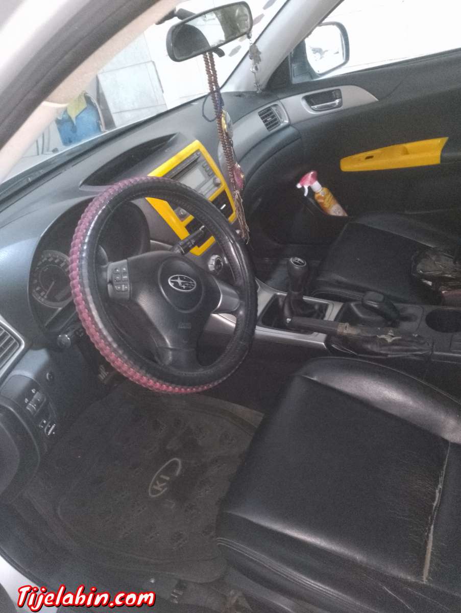 سيارة سوبارو انبريزا