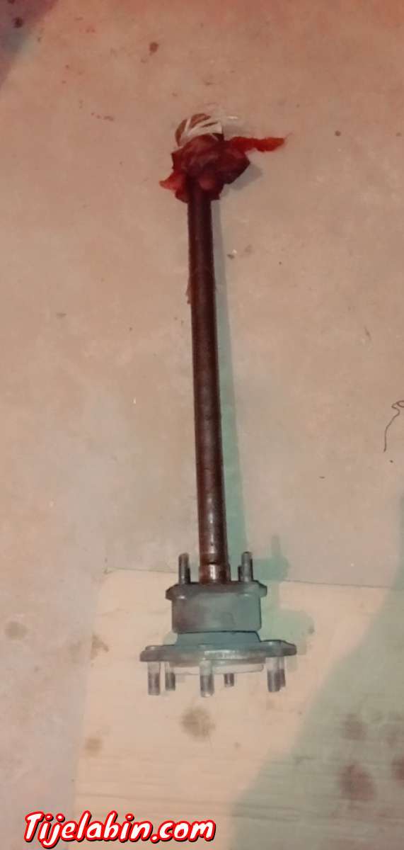 محور دوران شاحنة جامبي