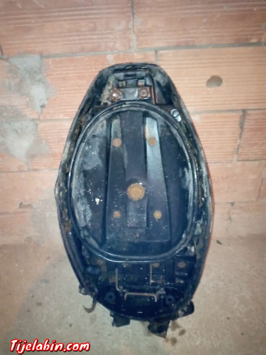 carénage Booster Piaggio Zip