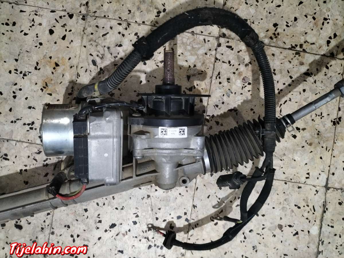 direction assister electrique de Peugeot 2008 année 2015