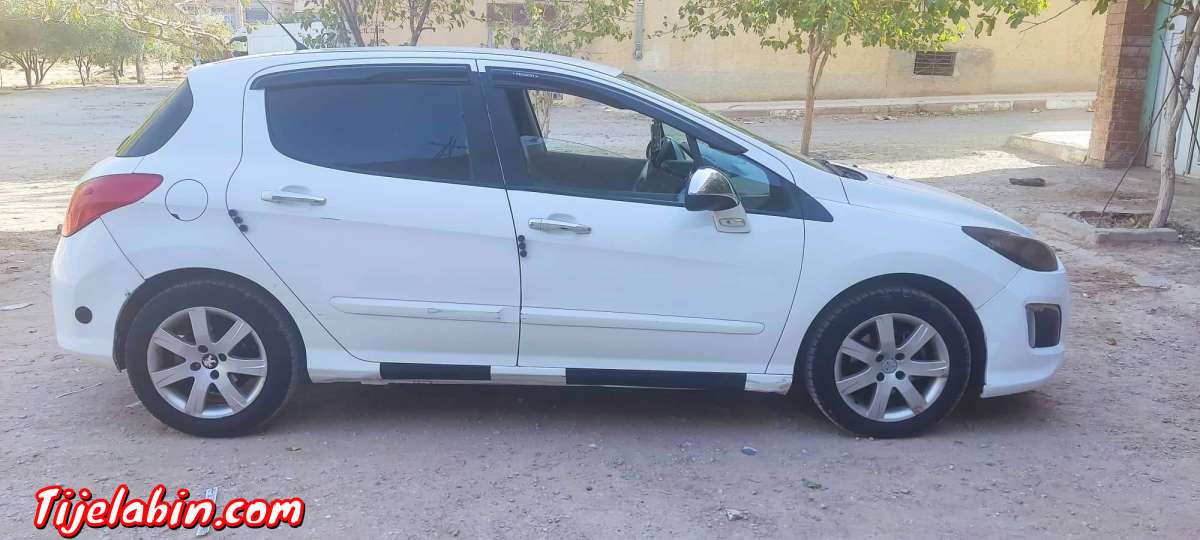 سيارة  بيجو  308