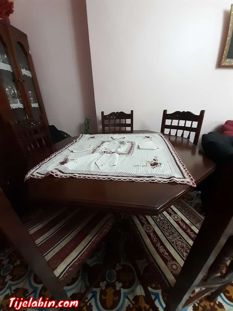 table salle à manger avec 6chaise