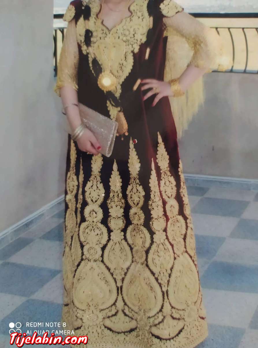 قطيفة وقندورة ببيضا